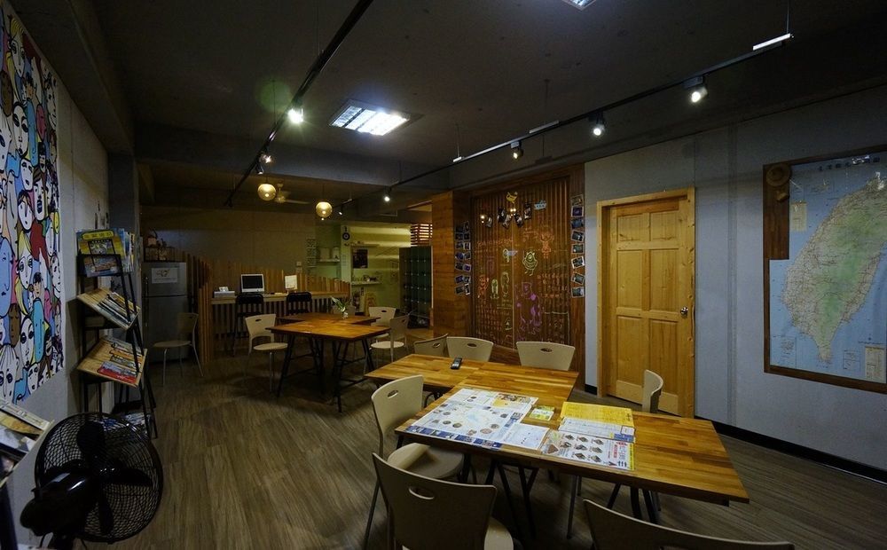 棚棚屋室內帳篷民宿inn Kaohsiung Esterno foto